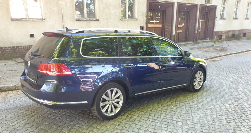 Volkswagen Passat cena 41900 przebieg: 220000, rok produkcji 2012 z Gubin małe 407
